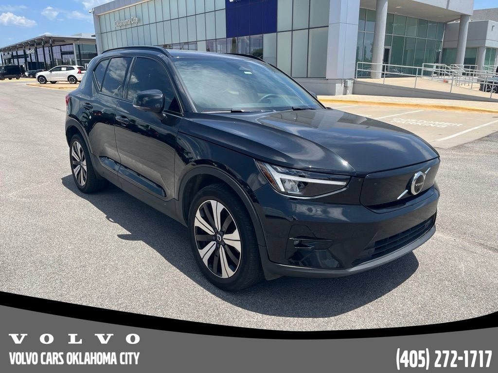 Certified 2023 Volvo XC40 Recharge Plus AWD/4WD image 3