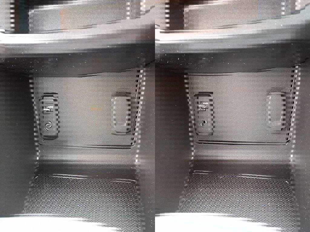 Used 2018 Chevrolet Colorado LT w/ LT Convenience Package image 29