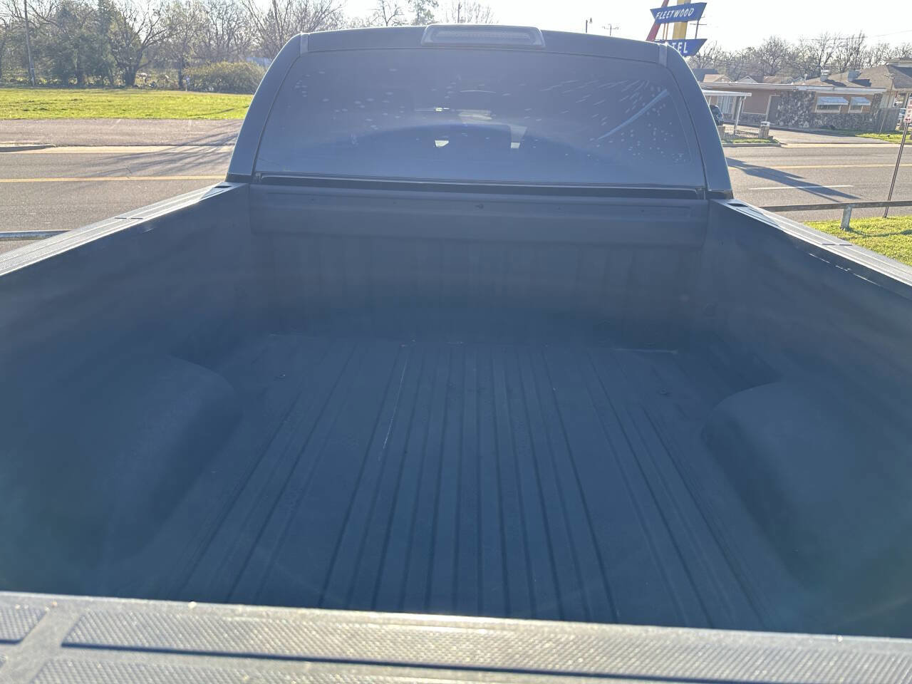 Used 2016 Toyota Tundra SR w/ Tow Package image 9