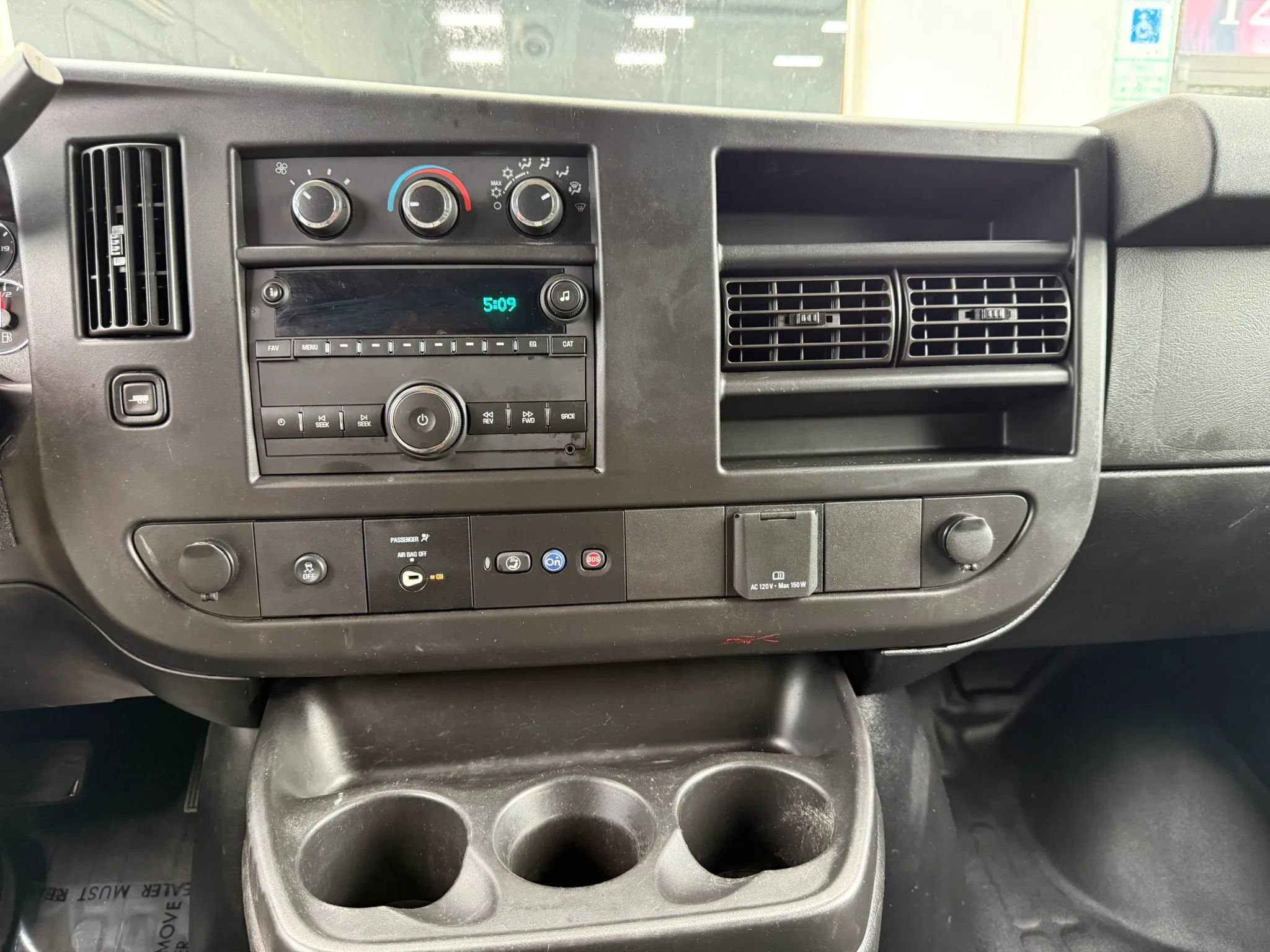 Used 2021 Chevrolet Express 2500 w/ Driver Convenience Package RWD image 31