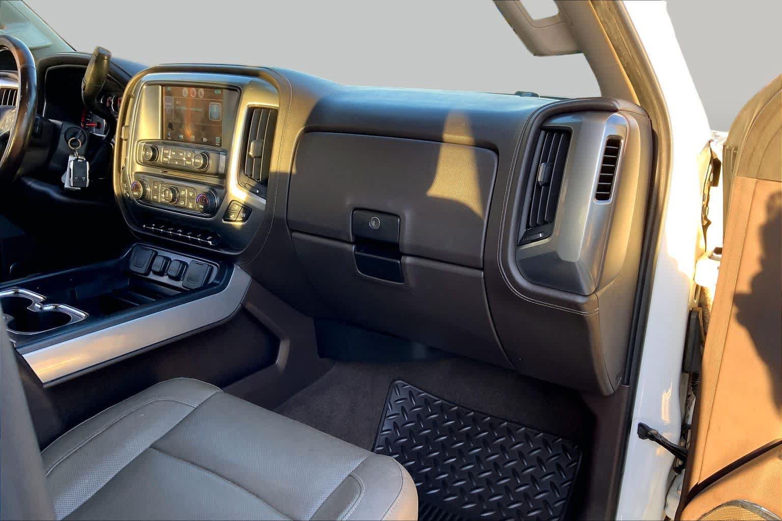 Used 2015 Chevrolet Silverado 2500 LTZ w/ Duramax Plus Package AWD/4WD image 18