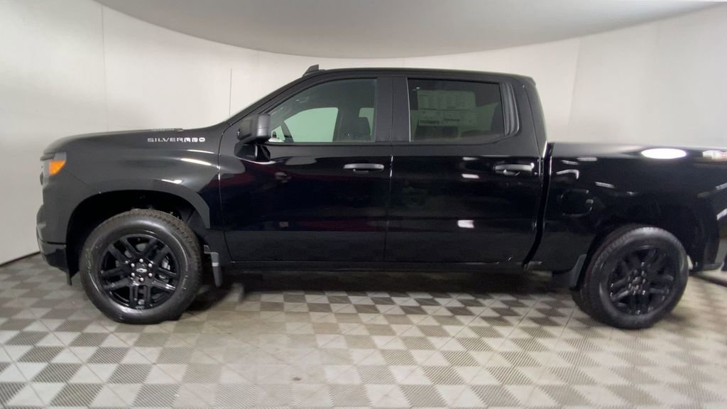 New 2026 Chevrolet Silverado 1500 Custom image 6