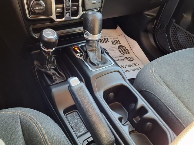 Used 2025 Jeep Wrangler Sport S image 68