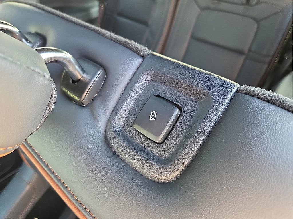 New 2026 Lincoln Aviator Black Label AWD/4WD image 16