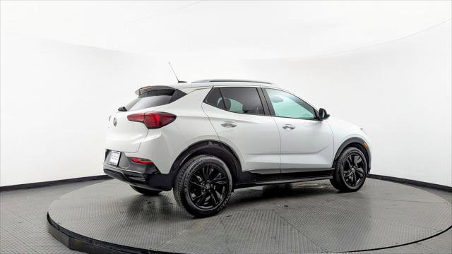 Used 2024 Buick Encore GX Sport Touring image 7