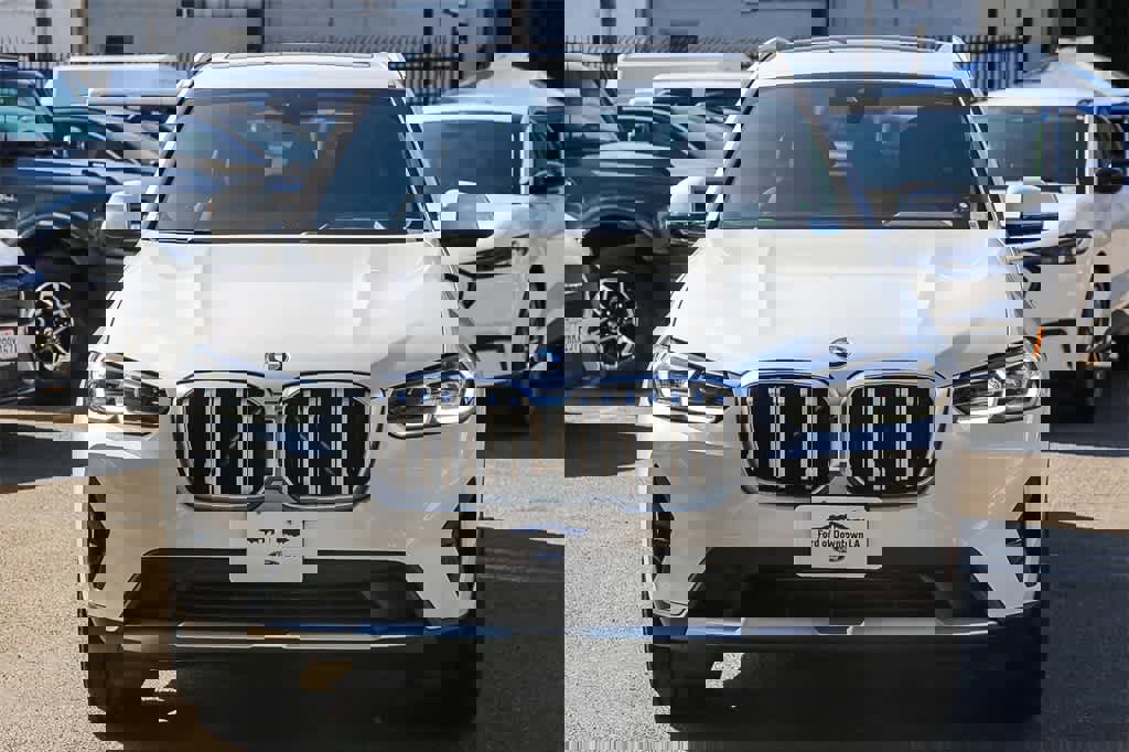 Used 2022 BMW X3 sDrive30i w/ Premium Package 2 image 2