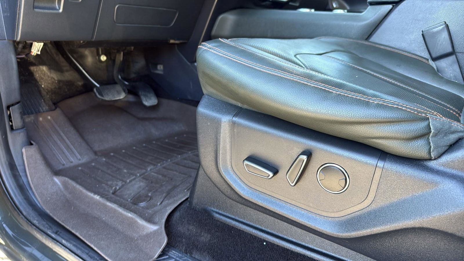 Certified 2022 Ford Expedition Timberline image 11