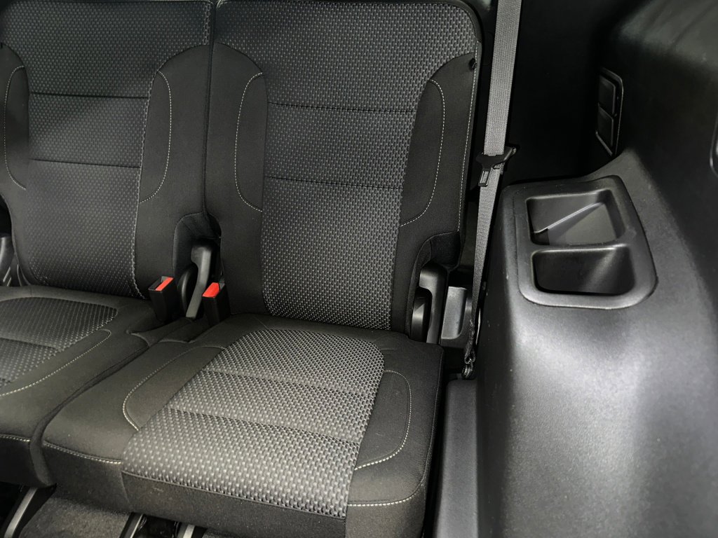 Certified 2023 GMC Acadia SLE w/ Driver Convenience Package image 21