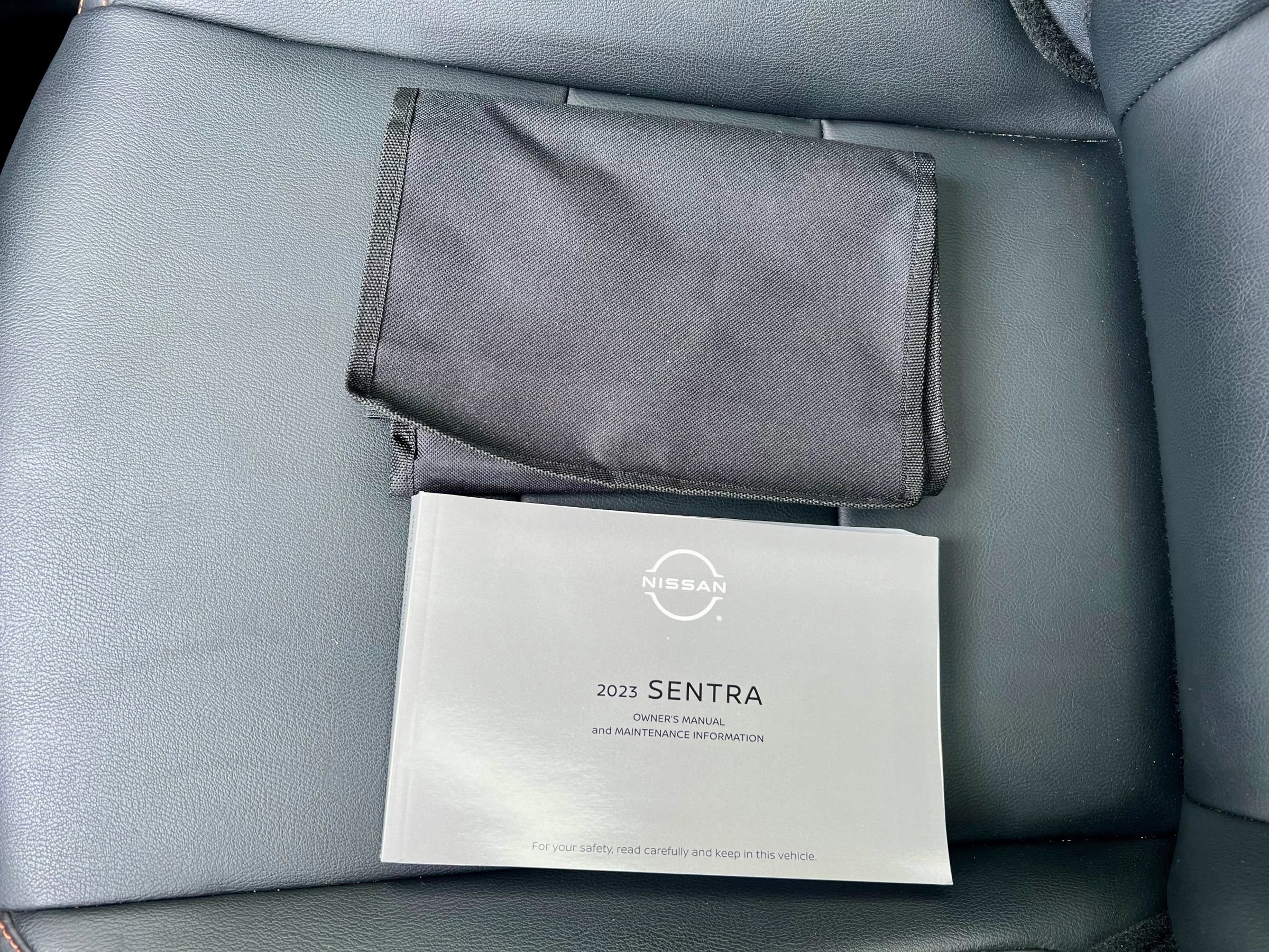 Used 2023 Nissan Sentra SR w/ SR Premium Package image 38