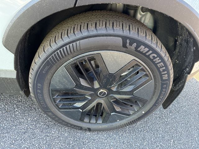 New 2026 Volvo EX30 Cross Country Ultra w/ Protection Package Premier image 12
