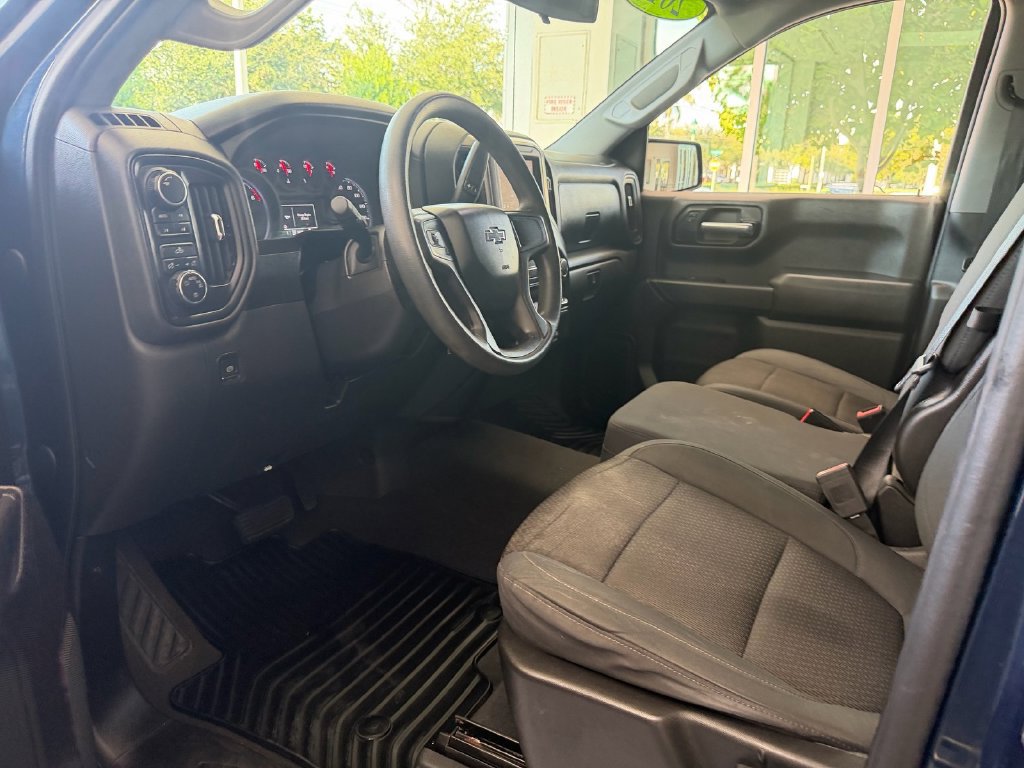 Used 2019 Chevrolet Silverado 1500 Custom Trail Boss w/ Custom Convenience Package AWD/4WD image 10