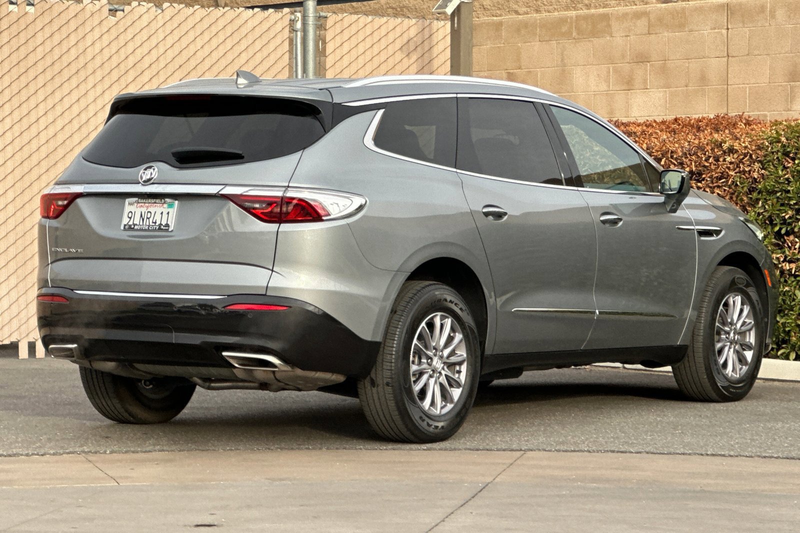 Certified 2024 Buick Enclave Essence FWD image 4