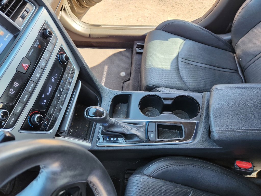 Used 2016 Hyundai Sonata Limited w/ Option Group 04 image 18