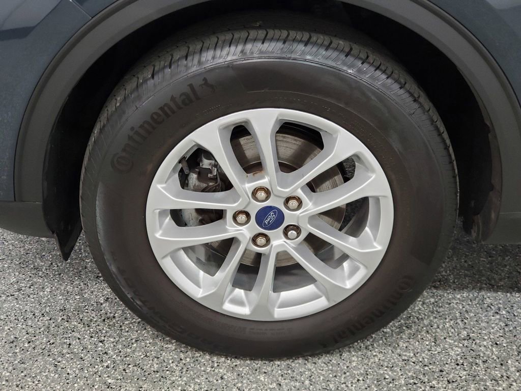 Used 2022 Ford Escape SE w/ Cold Weather Package AWD/4WD image 8