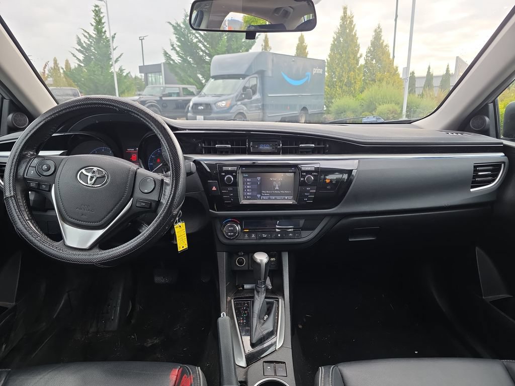 Used 2014 Toyota Corolla S Premium FWD image 5