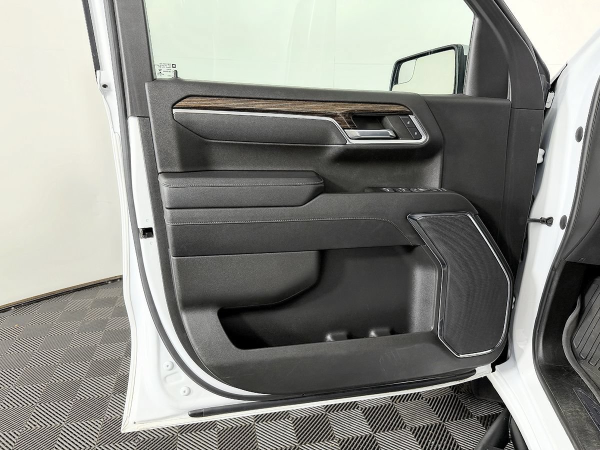 Used 2023 GMC Sierra 1500 SLE AWD/4WD image 30