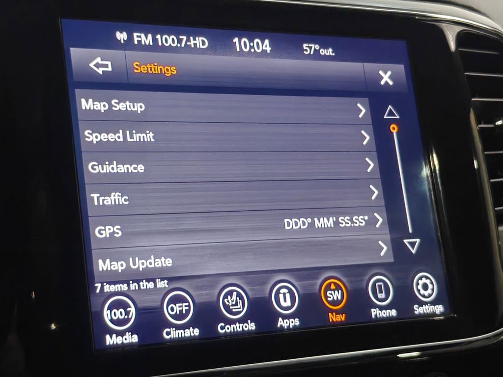 Used 2021 Jeep Grand Cherokee Laredo X image 35