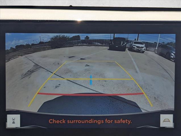 Used 2025 Toyota Camry SE w/ Multimedia Upgrade Package image 14