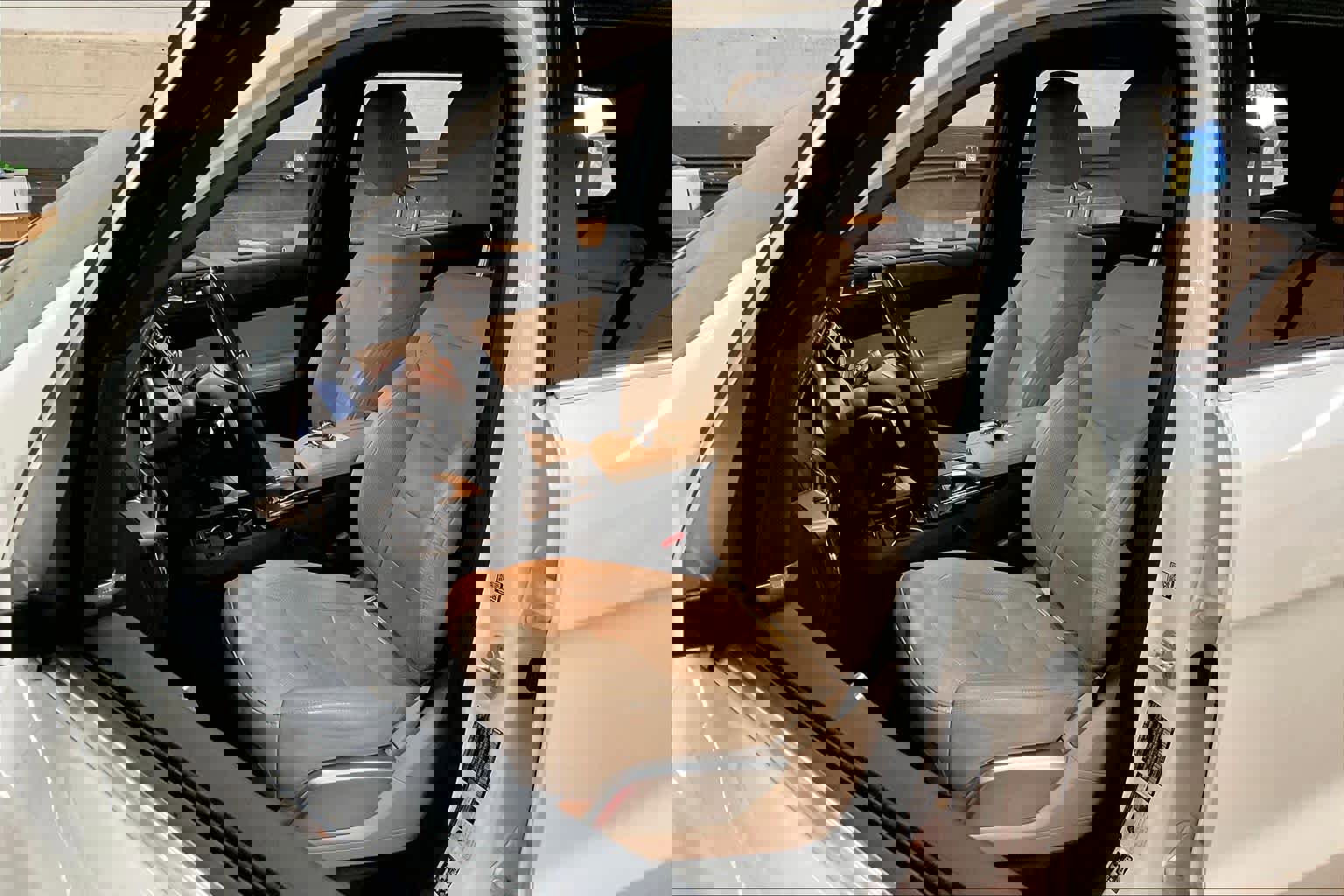 Used 2017 Mercedes-Benz GLS 550 4MATIC image 27