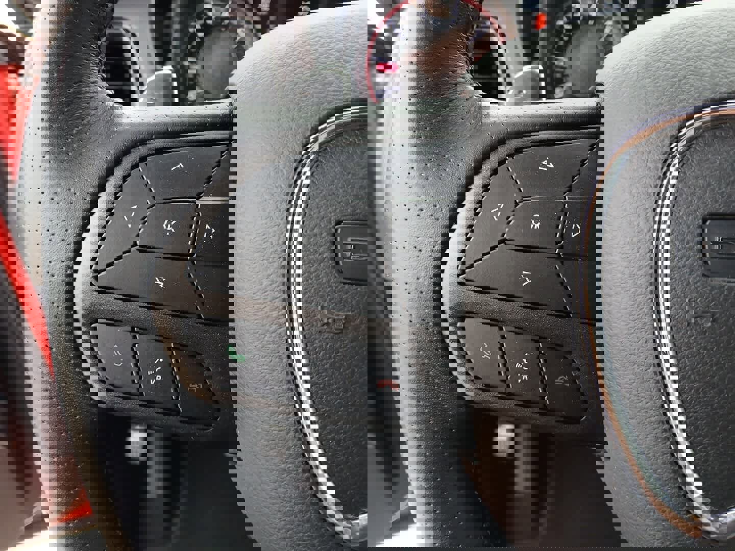 Used 2023 Dodge Challenger R/T w/ Plus Package image 27