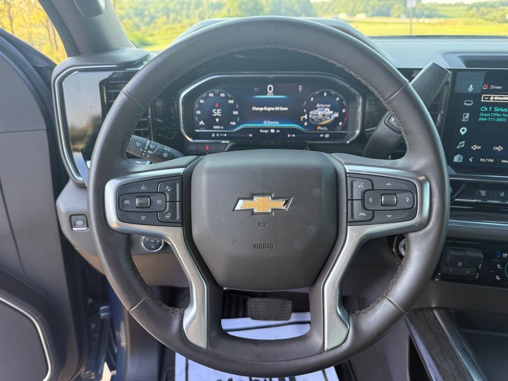 Used 2025 Chevrolet Silverado 2500 LTZ w/ LTZ Convenience Package AWD/4WD image 36
