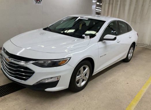 Used 2024 Chevrolet Malibu LT FWD image 1