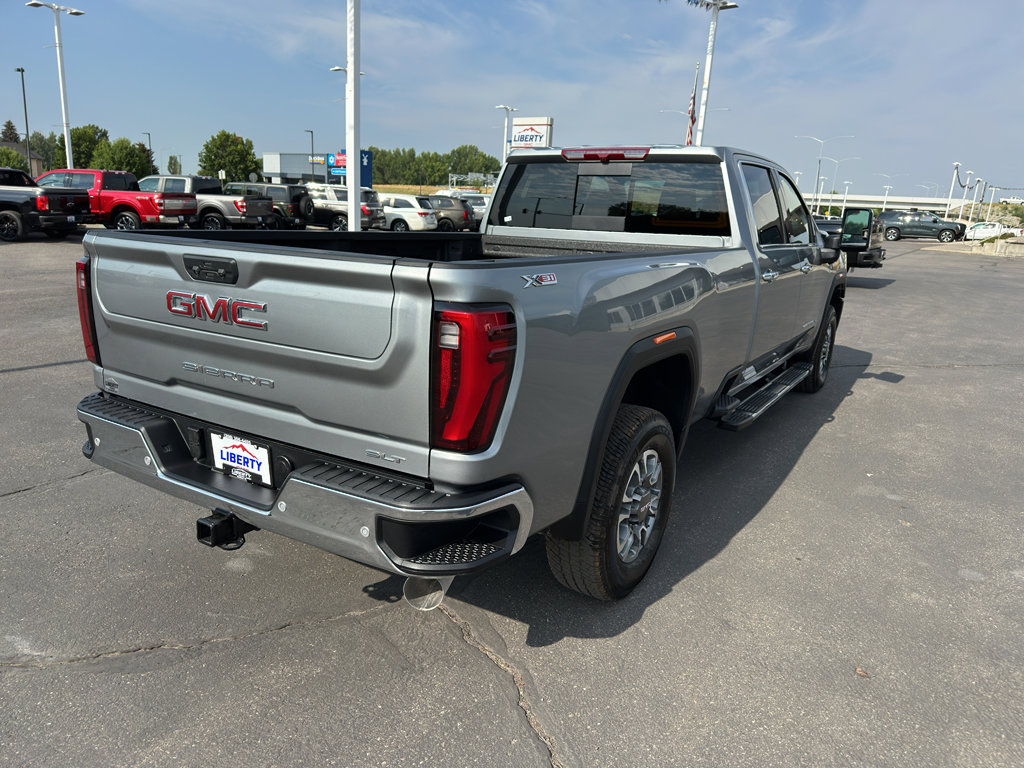New 2025 GMC Sierra 3500 SLT w/ SLT Premium Package image 9