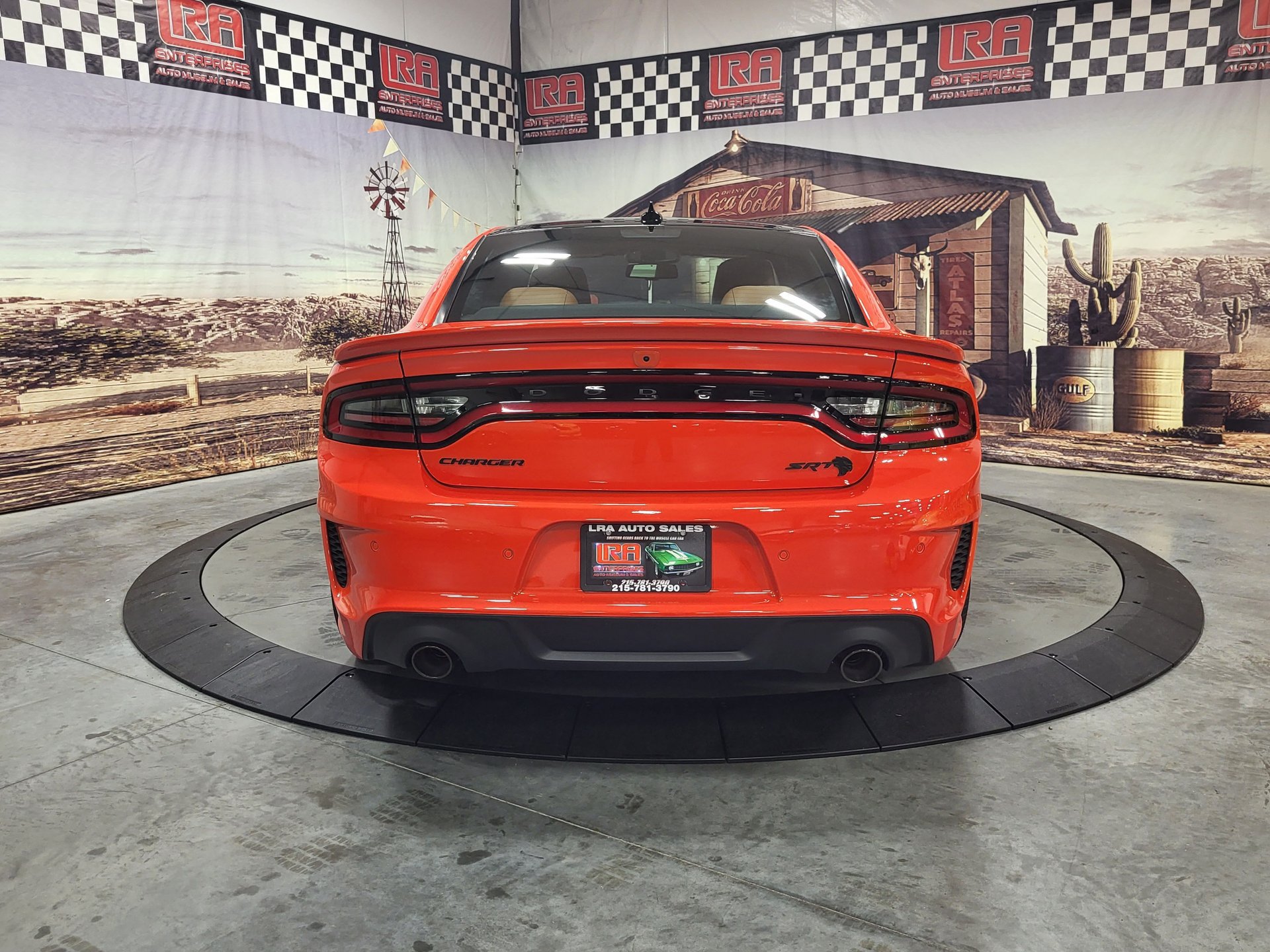 Used 2023 Dodge Charger SRT Hellcat RWD image 4
