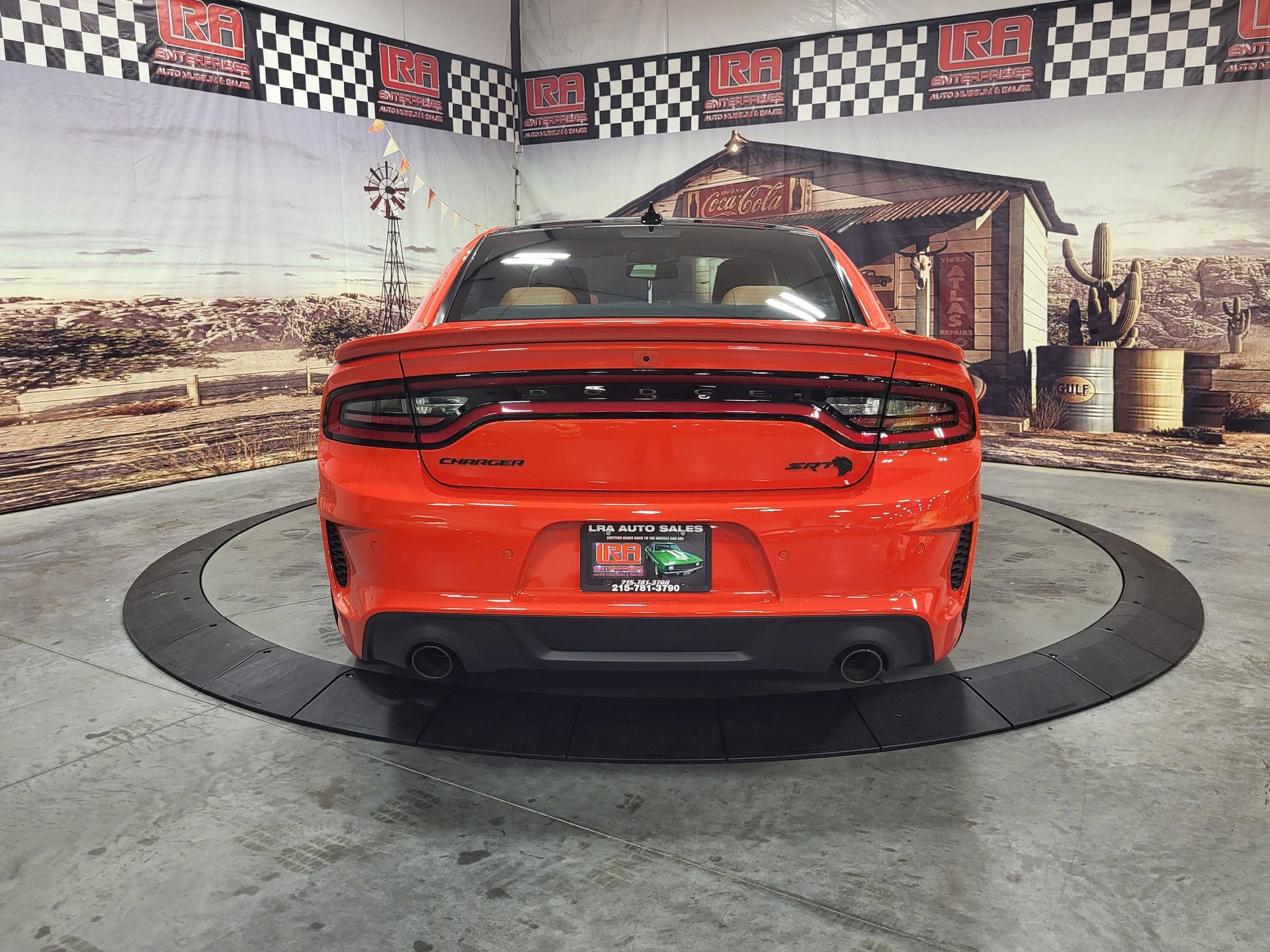 Used 2023 Dodge Charger SRT Hellcat RWD image 4
