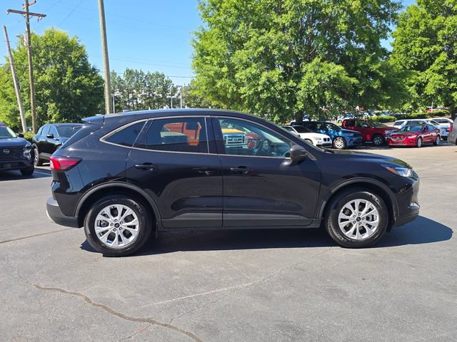 Used 2025 Ford Escape Active FWD image 2
