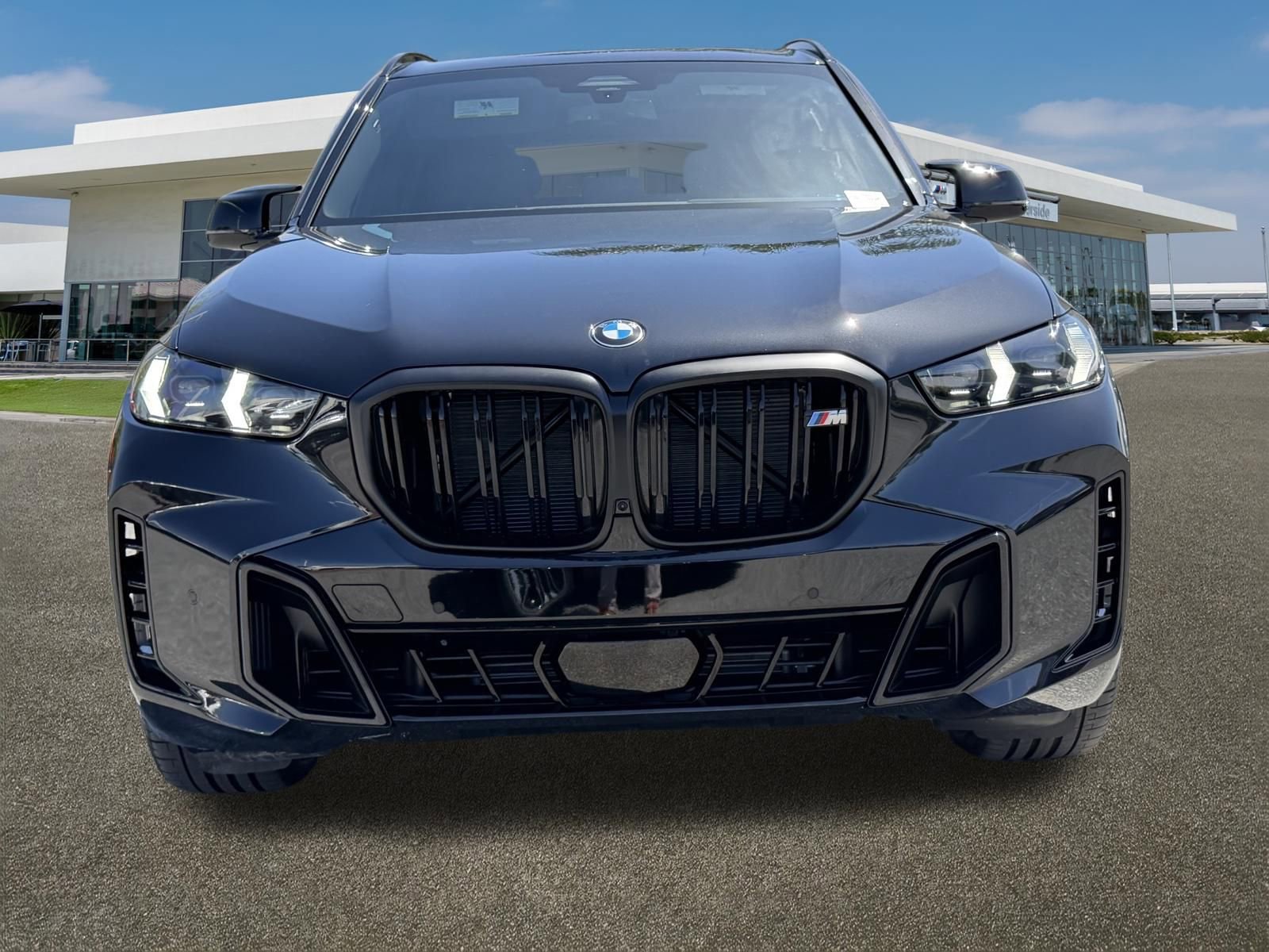 Certified 2026 BMW X5 M60i w/ Climate Comfort Package AWD/4WD image 3