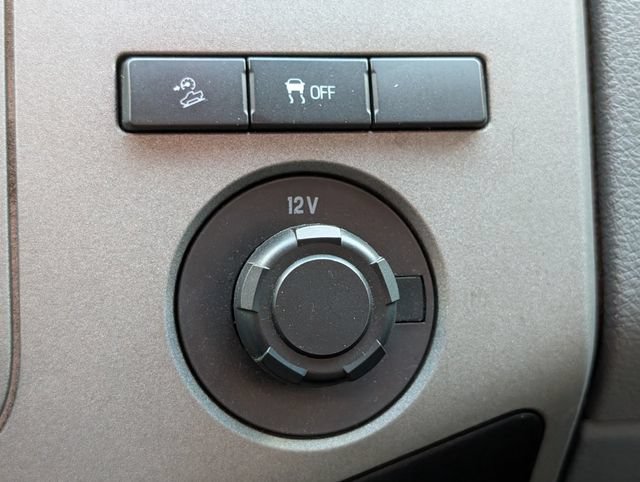 Used 2016 Ford F250 XLT w/ XLT Premium Package AWD/4WD image 22
