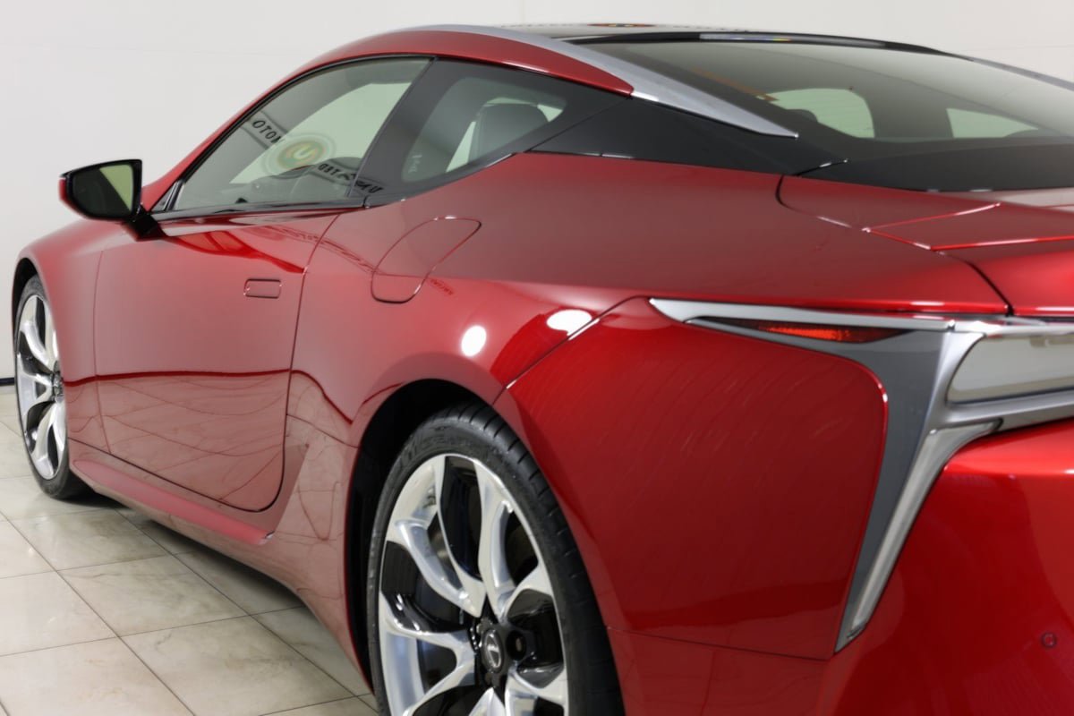 Used 2018 Lexus LC 500 Coupe w/ Performance Package RWD image 47