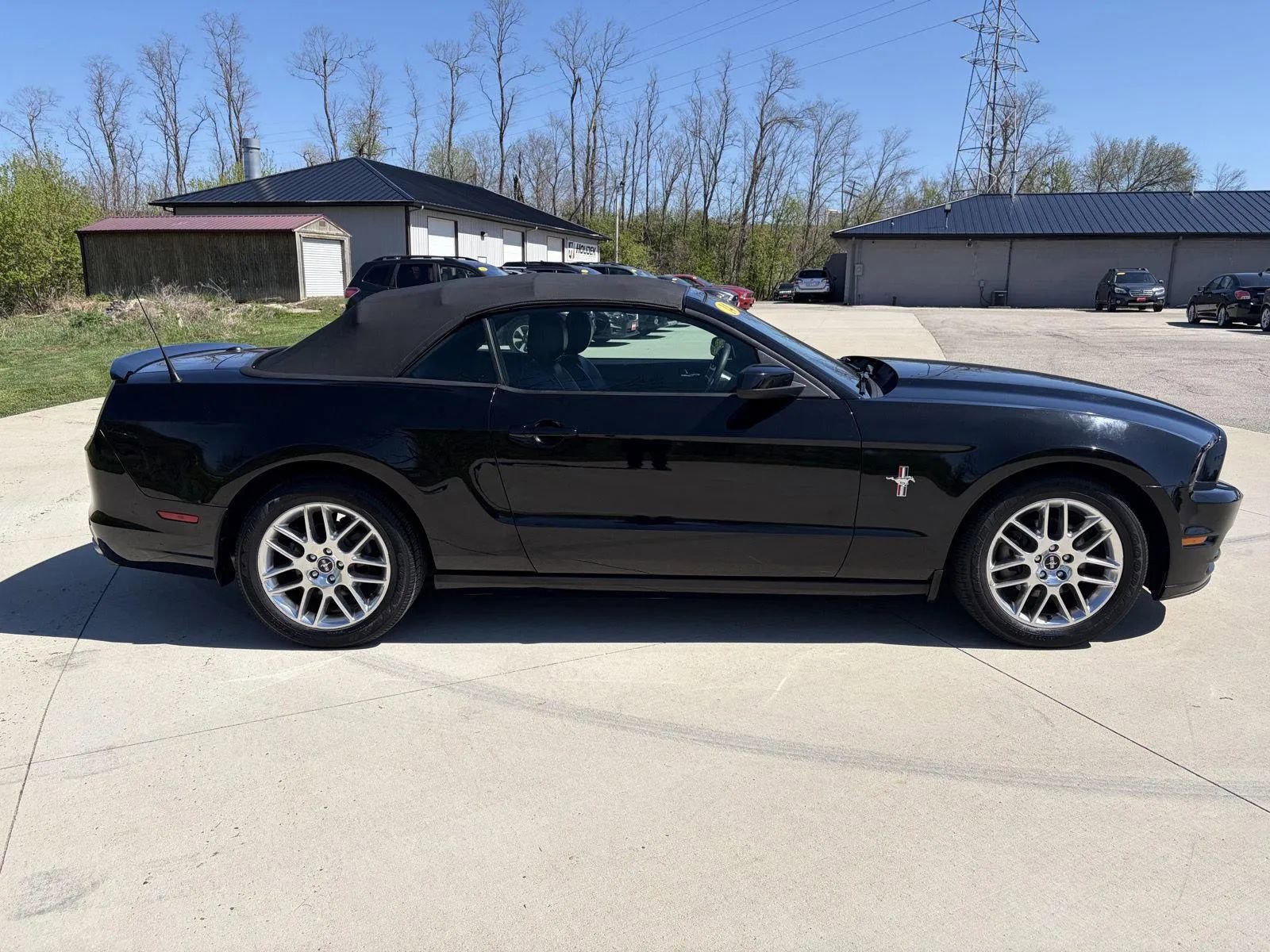 Used 2014 Ford Mustang Premium w/ Equipment Group 202A RWD image 10