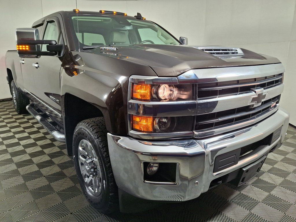 Used 2018 Chevrolet Silverado 3500 LTZ w/ Duramax Plus Package image 7