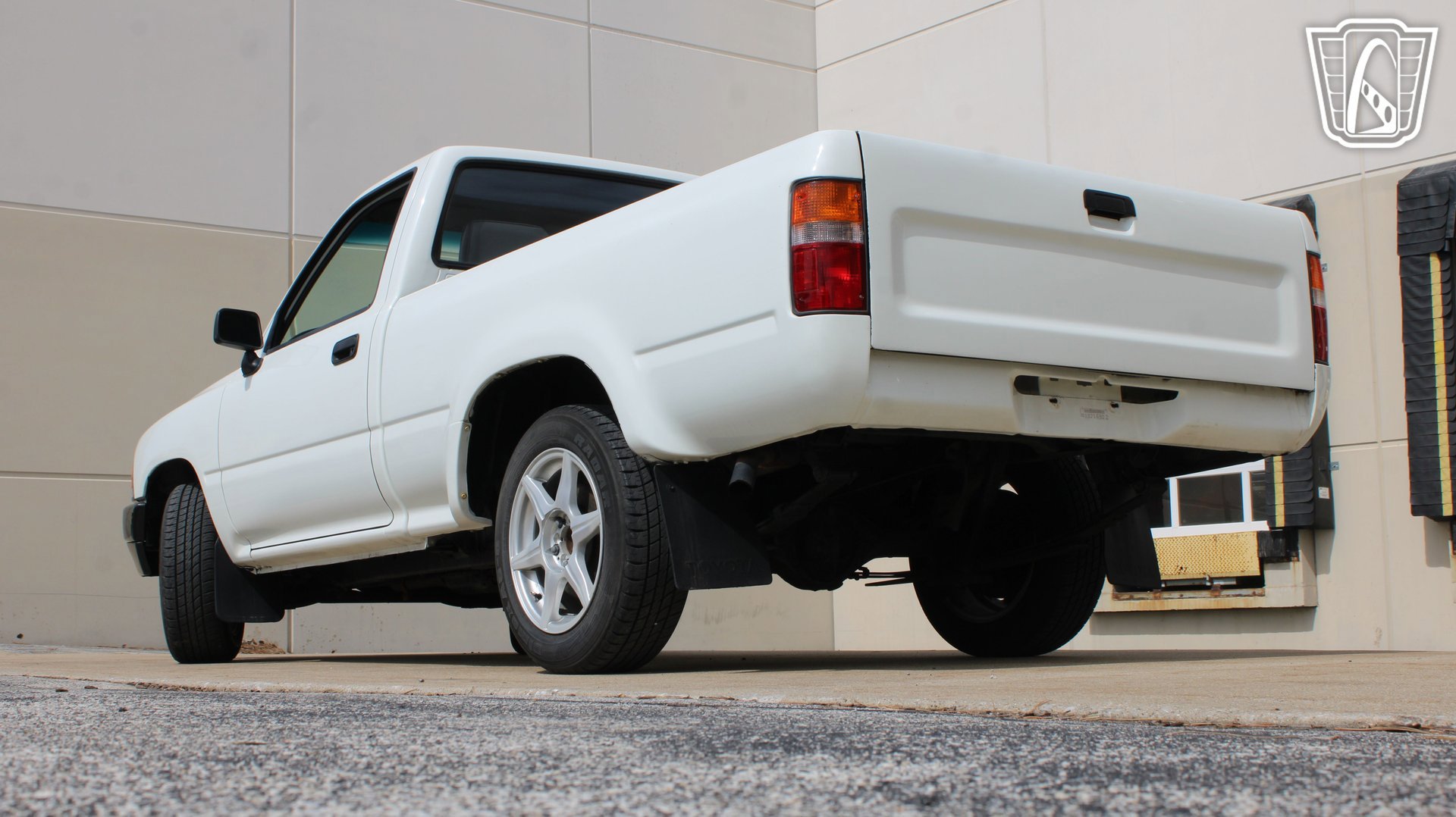 Used 1993 Toyota Pickup 2WD Regular Cab image 9