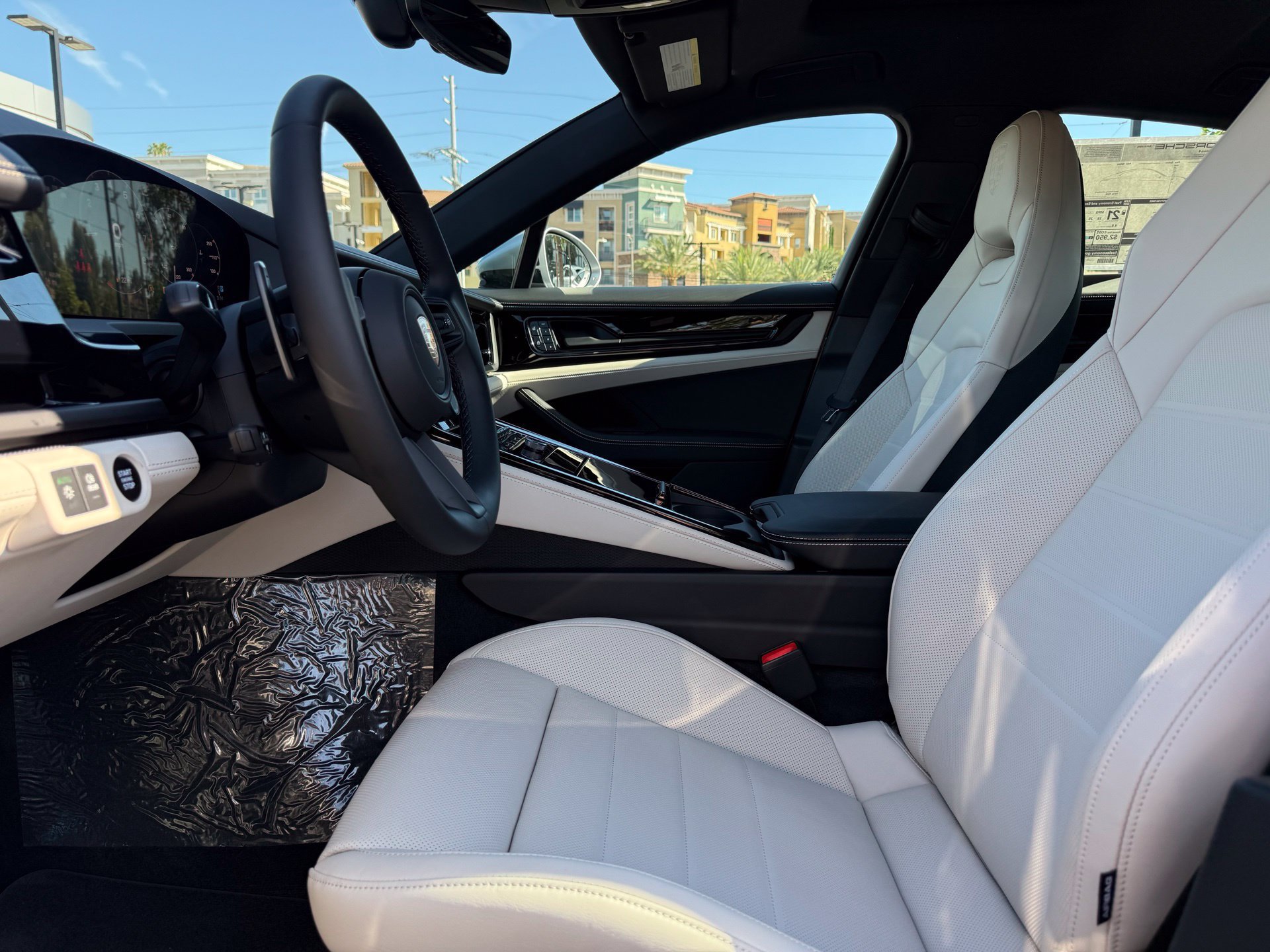 New 2026 Porsche Panamera 4 AWD/4WD image 13