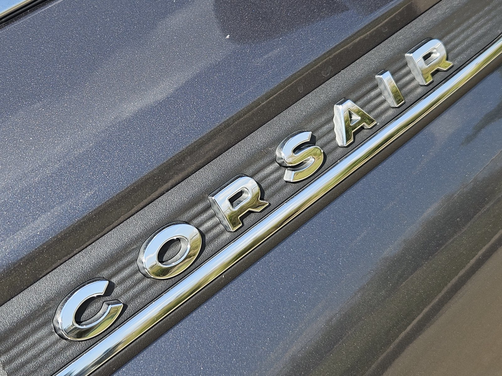 Used 2021 Lincoln Corsair Reserve FWD image 12
