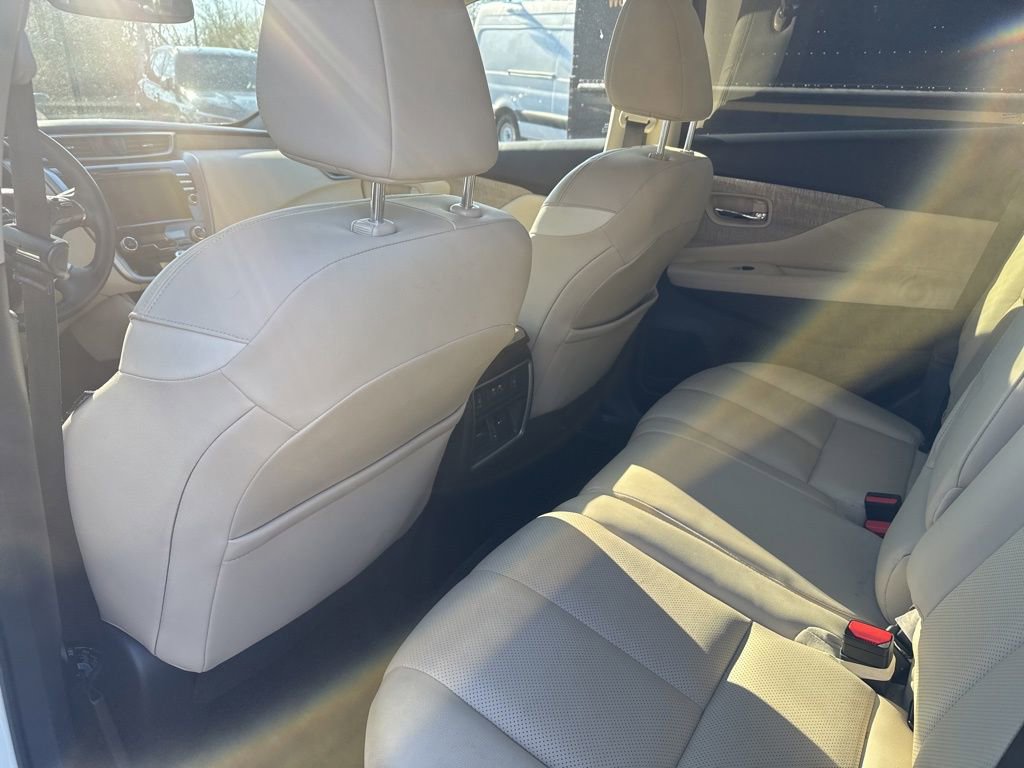 Used 2020 Nissan Murano SL w/ Moonroof Package image 32