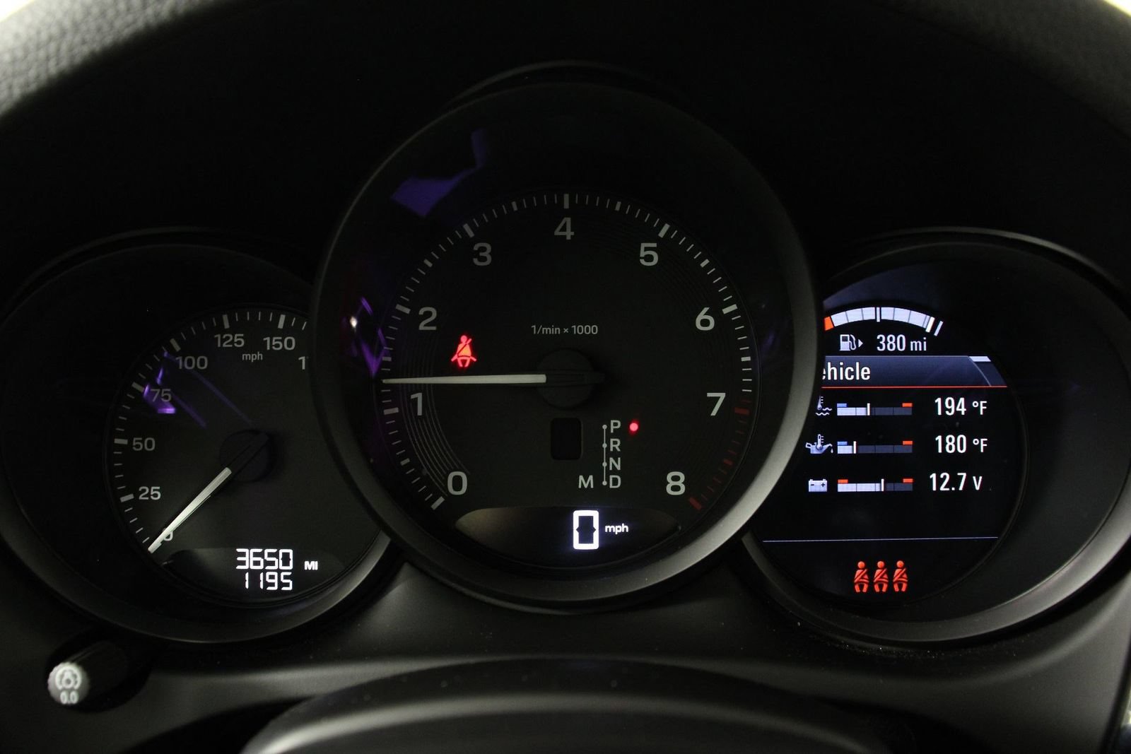 Certified 2026 Porsche Macan AWD/4WD image 16