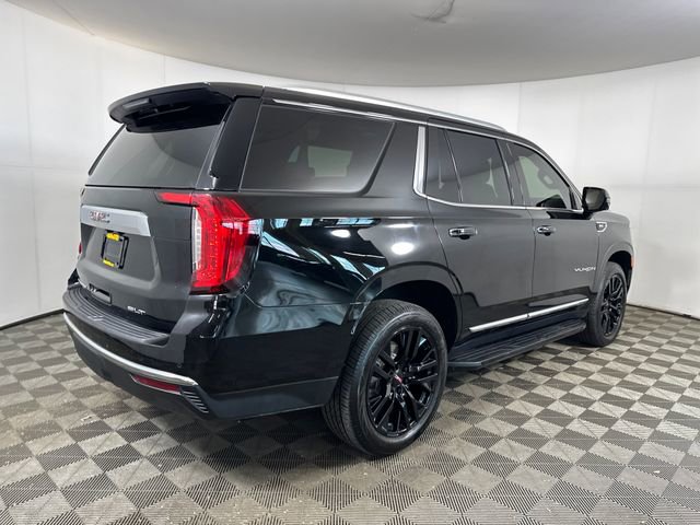 Used 2021 GMC Yukon SLT w/ SLT Premium Package image 3