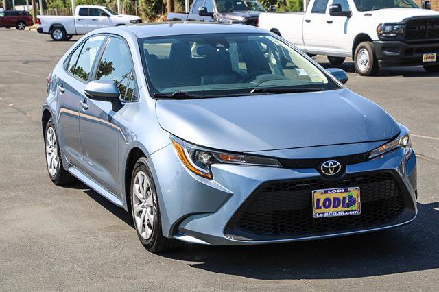 Used 2022 Toyota Corolla LE image 5