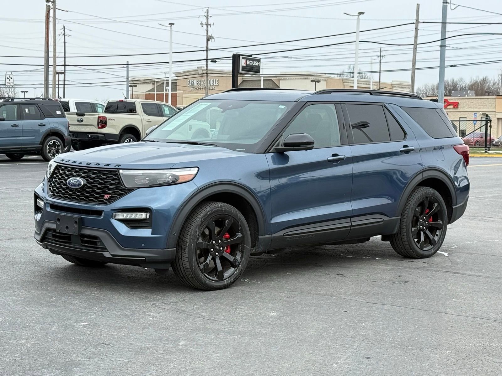 Used 2020 Ford Explorer ST w/ ST Street Pack AWD/4WD image 7
