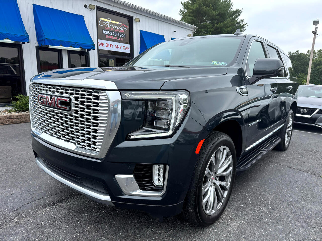 Used 2021 GMC Yukon Denali image 1