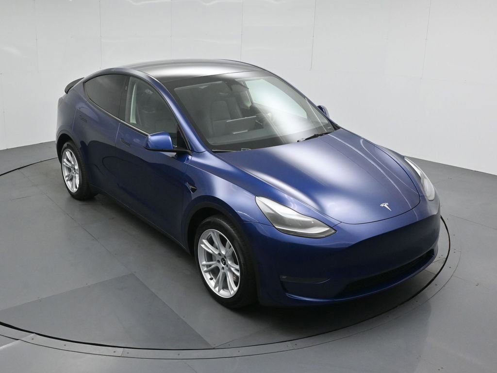 Used 2024 Tesla Model Y Long Range image 34
