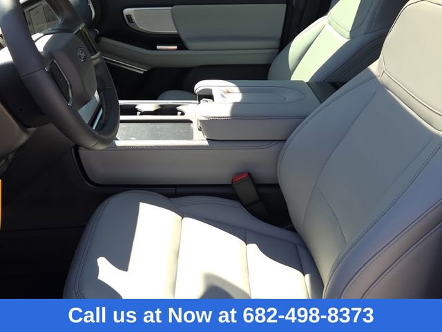 New 2025 Ford Expedition Max Active image 19