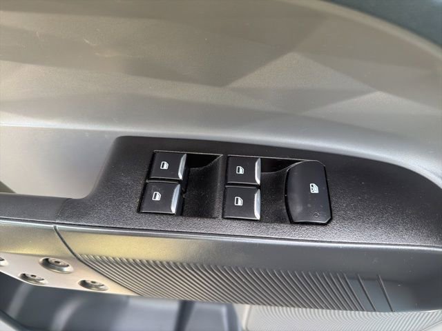 Used 2022 Ford Maverick XL image 18