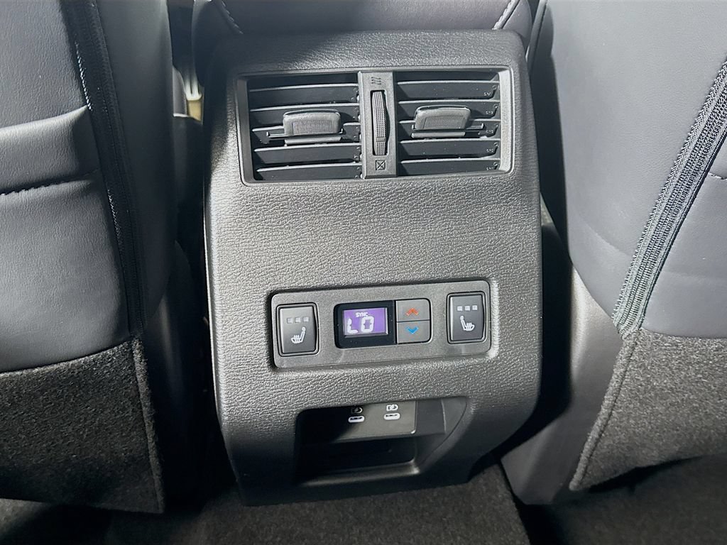 New 2026 Mitsubishi Outlander SEL Black Edition FWD image 27