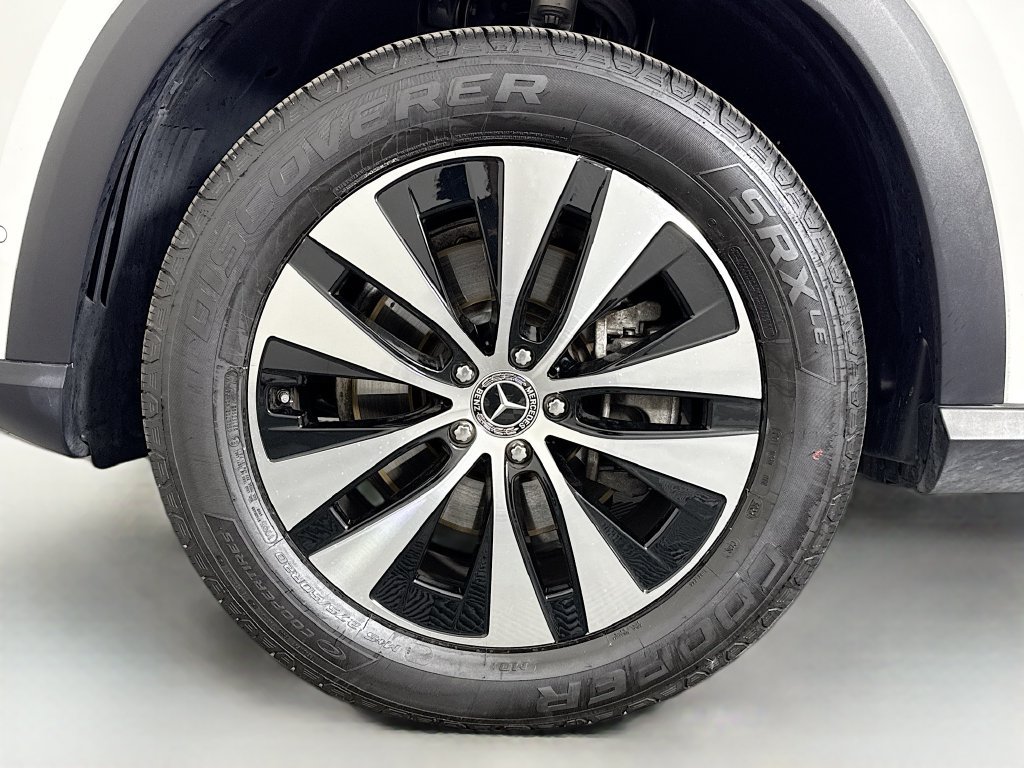 Used 2024 Mercedes-Benz GLE 350 4MATIC w/ Winter Package image 32