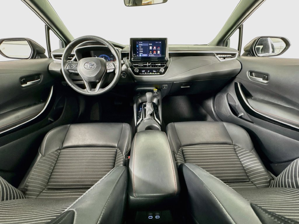 Used 2024 Toyota Corolla XSE FWD image 26